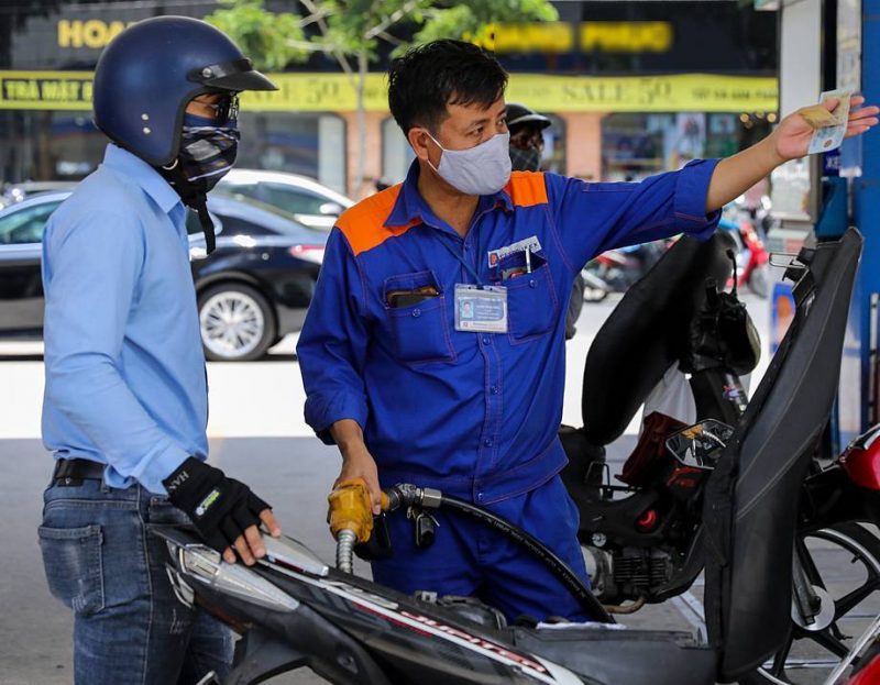 Giá xăng dầu hôm nay 14/11: Duy trì xu hướng tăng giá